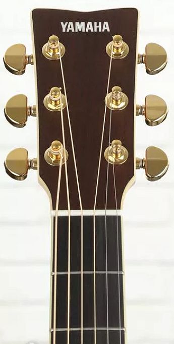 Yamaha LL16DARE Original Jumbo 6-String RH Acoustic Electric Guitar (Certified Refurbished)