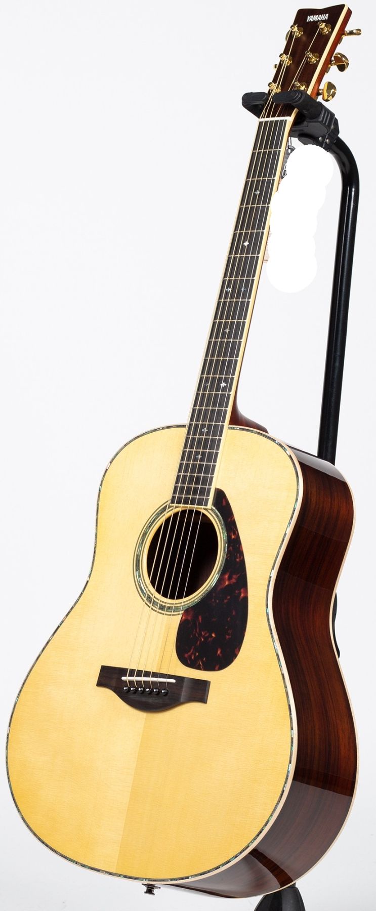 Yamaha LL16DARE Original Jumbo 6-String RH Acoustic Electric Guitar (Certified Refurbished)
