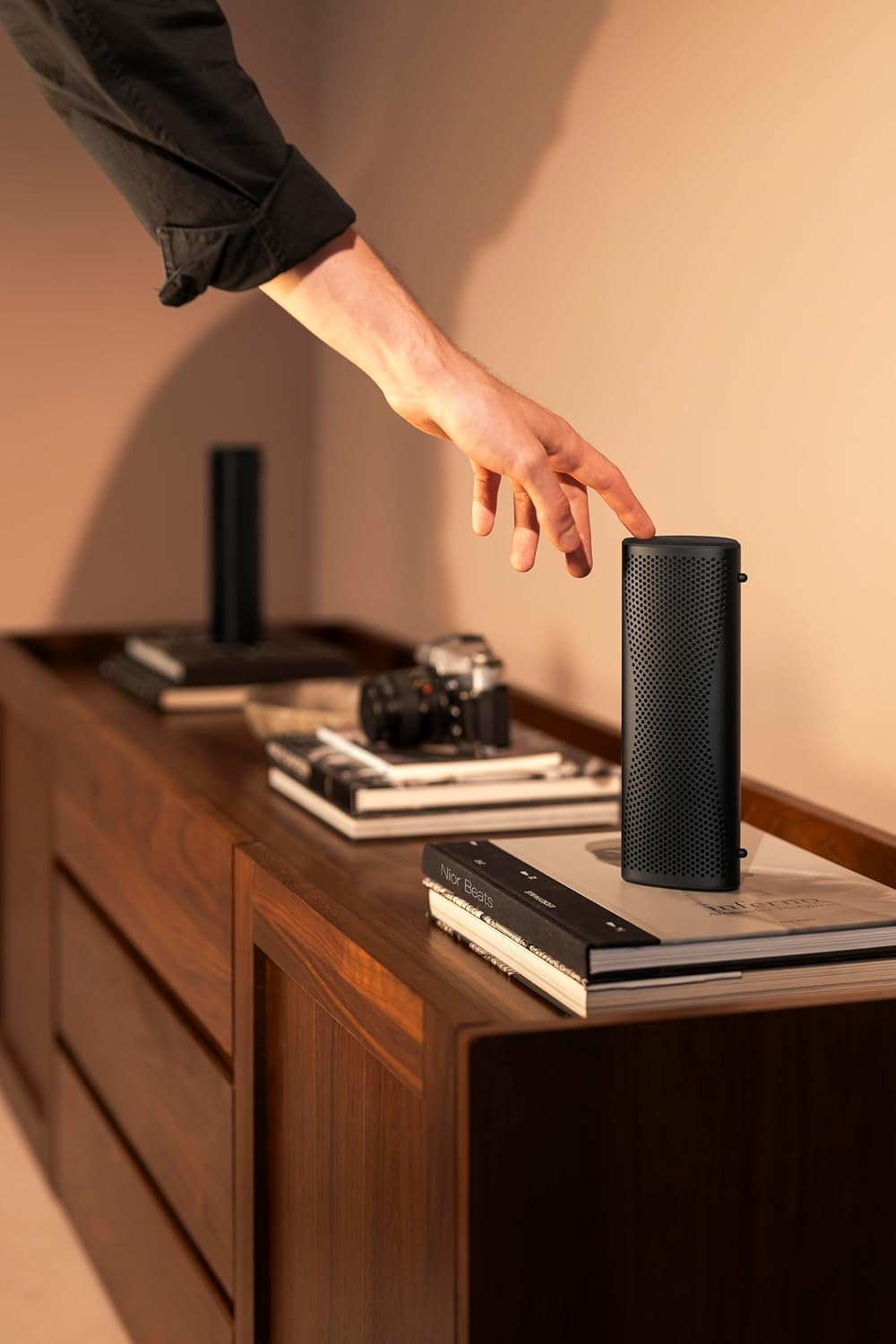 KEF Muo High-Fidelity Portable Speaker (Midnight Black) (Certified Refurbished)