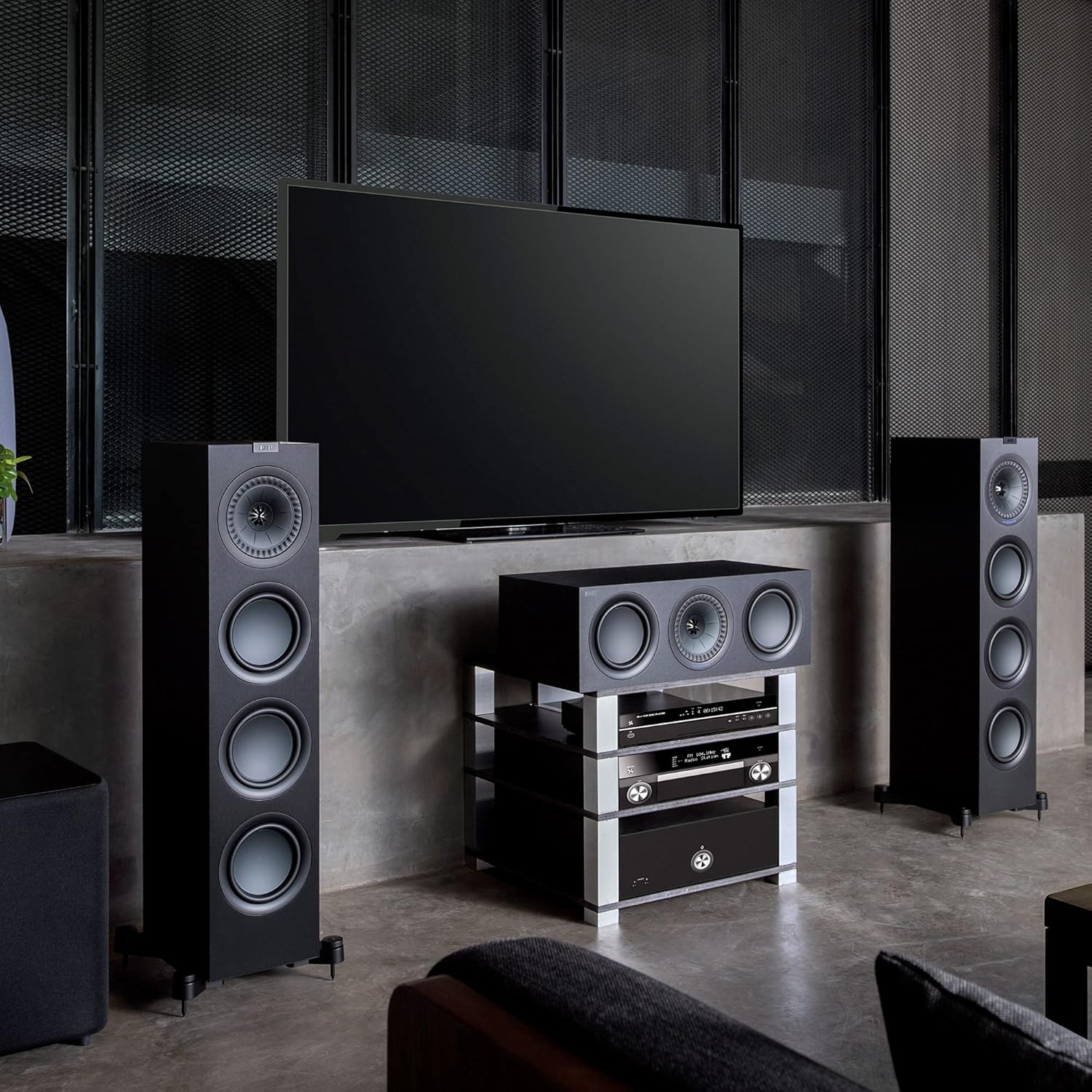 Kef Q550 Floorstanding Loudspeaker - Single (Certified Refurbished)